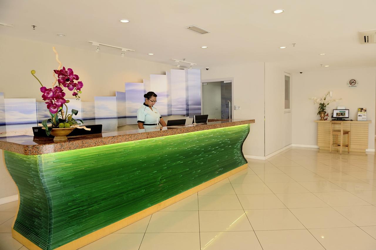 Oceania Hotel Kota Kinabalu Exterior foto