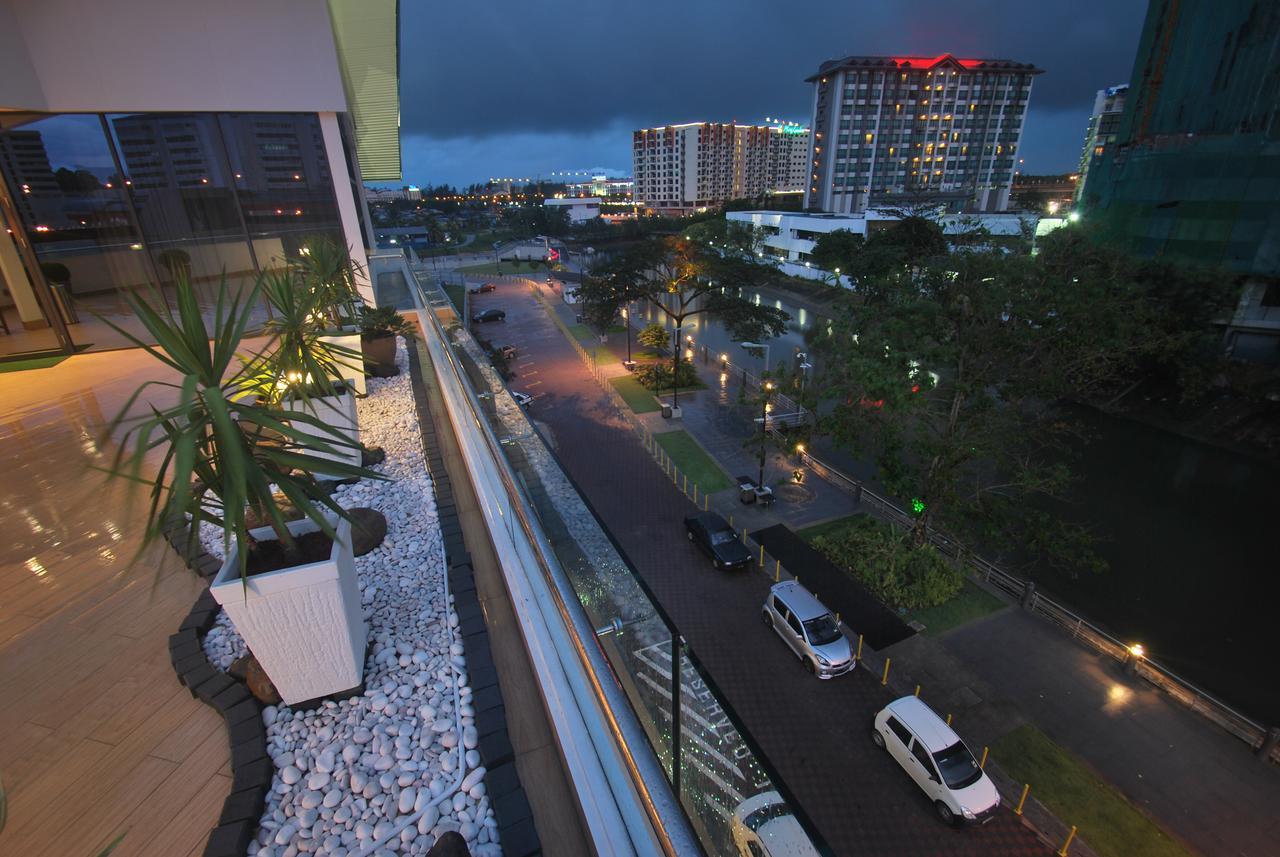 Oceania Hotel Kota Kinabalu Exterior foto